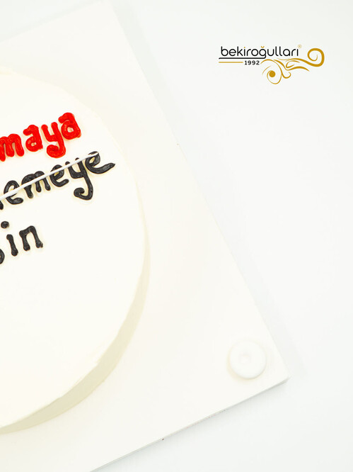 Siyah Beyaz Naked Sıvama Pasta