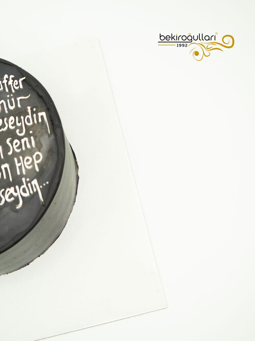 Siyah Naked Sıvama Pasta