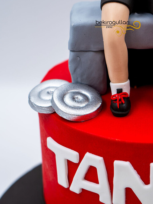 Sporcu Erkek Figürlü Konsept Pasta