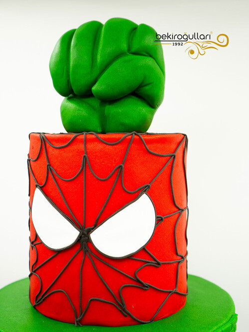 Süper Kahramanlar Butik Pasta