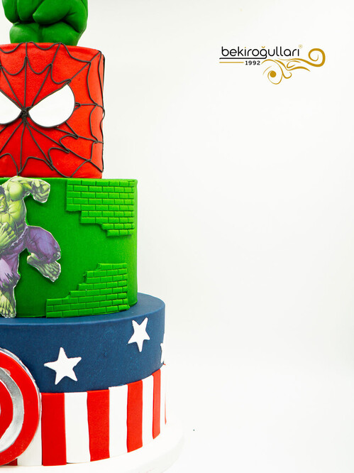 Süper Kahramanlar Butik Pasta