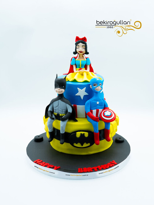 Süper Kahramanlar Konsept Pasta