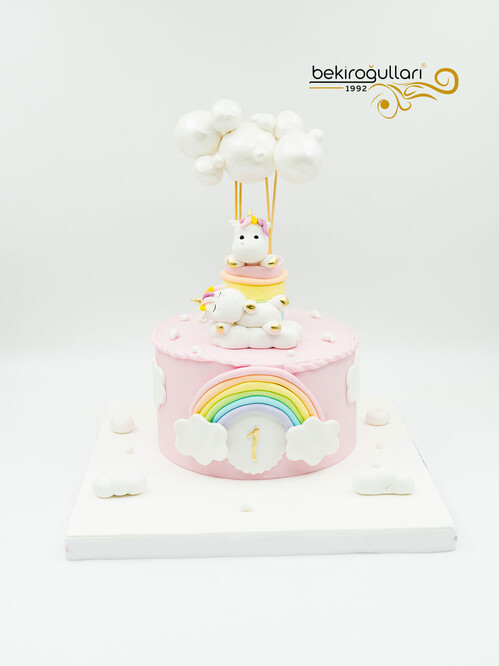 Unicorn ve Bulut Pasta