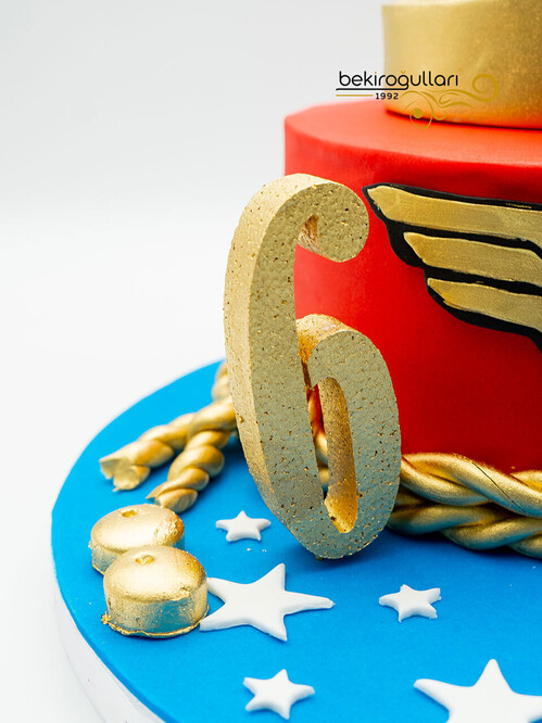 Wonder Woman Konsept Pasta