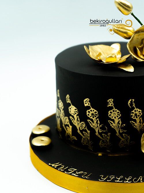 Yaldızlı Çiçek Model Konsept Doğum Günü Pastası