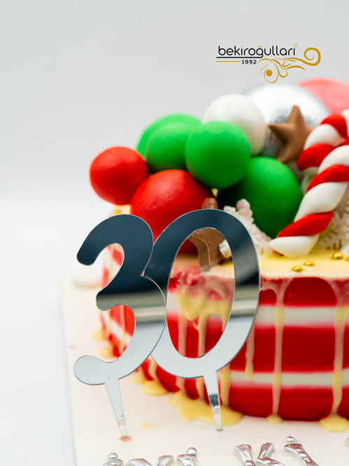 Yılbaşı Konsept Pasta