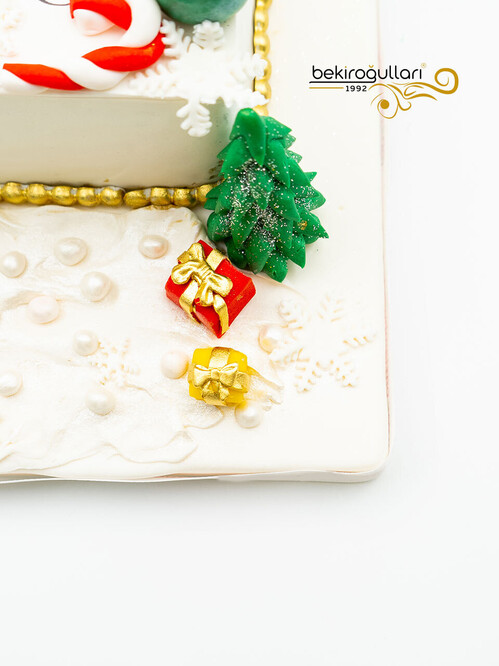 Yılbaşı Süslemeli Resimli Pasta