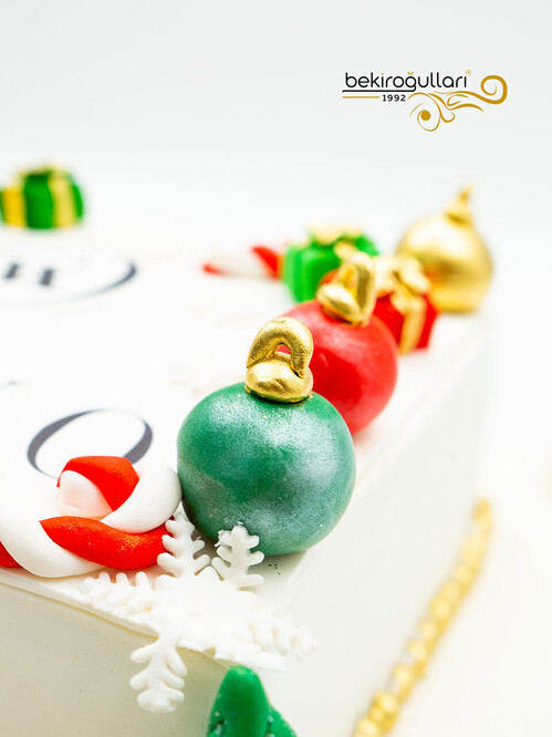 Yılbaşı Süslemeli Resimli Pasta