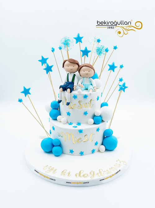 Yıldız Süslemeli Pasta