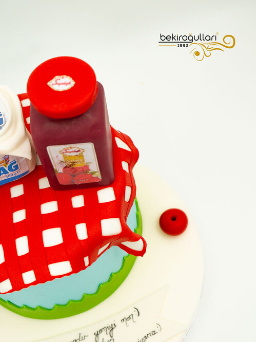 Yiyecek Temalı Konsept Pasta