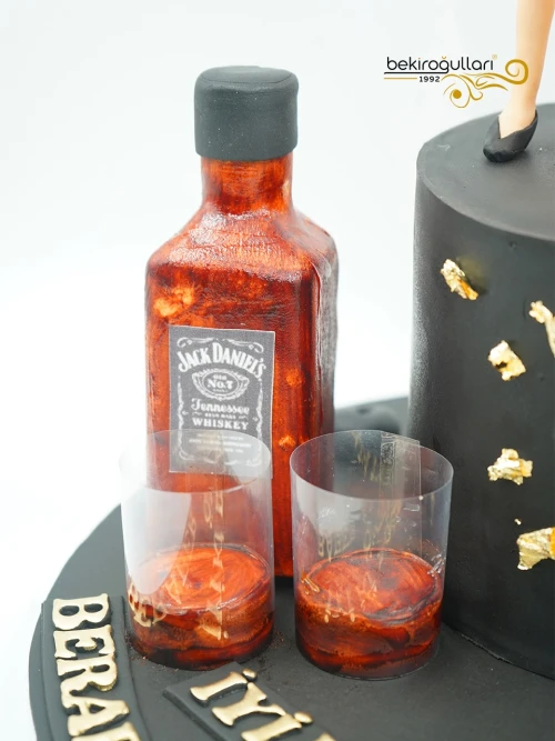 Aile Temalı Butik Pasta