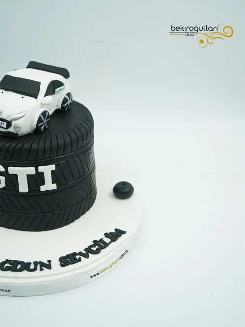 Araba Detaylı Butik Pasta