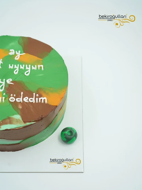 Asker Temalı Naked Pasta