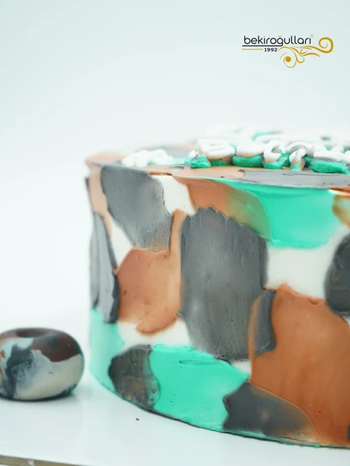 Asker Temalı Naked Pasta