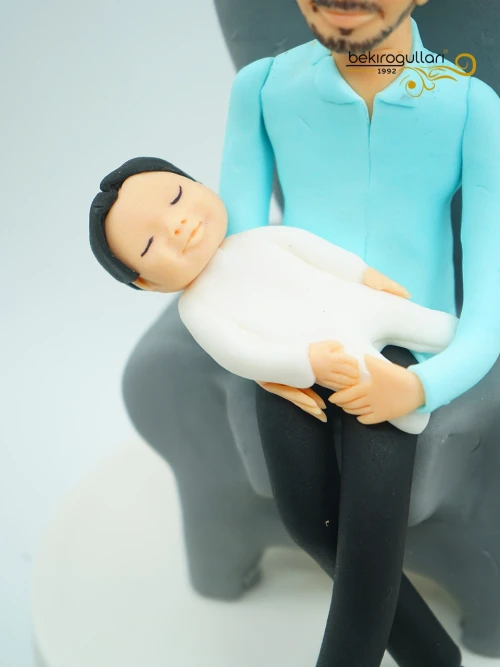 Baba Ve Bebek Figürlü Butik Pasta