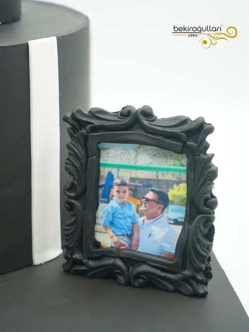 Bateri Ve Beşiktaş Detaylı Tasarım Pasta