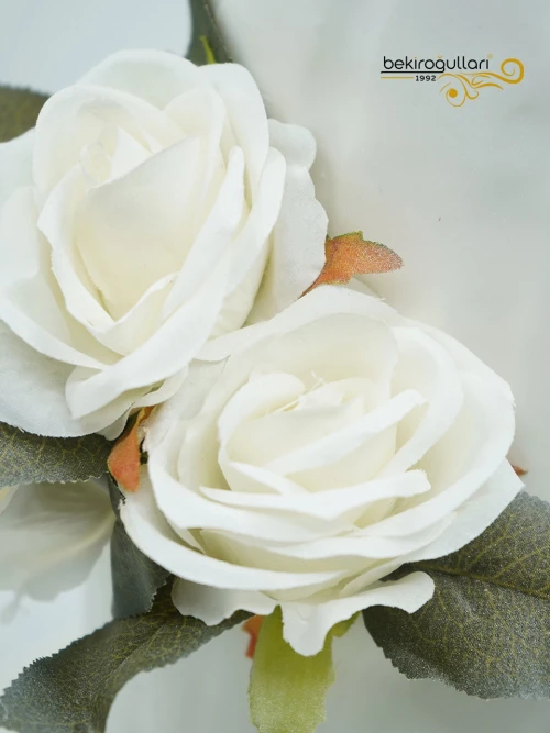 Beyaz Çiçek Detaylı Söz Pasta