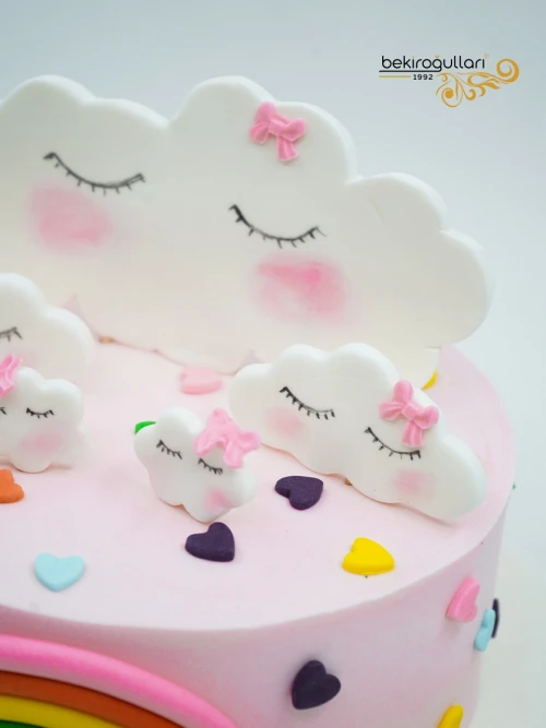 Bulut Ve Gökkuşağı Butik Pasta