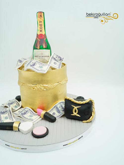 Buz Kovası Konsept Pasta