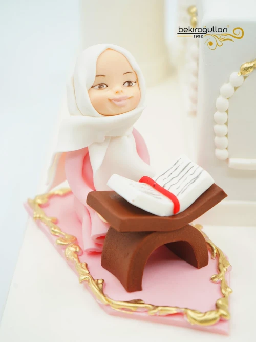 Cami ve Kız Çocuk Konsept Pasta