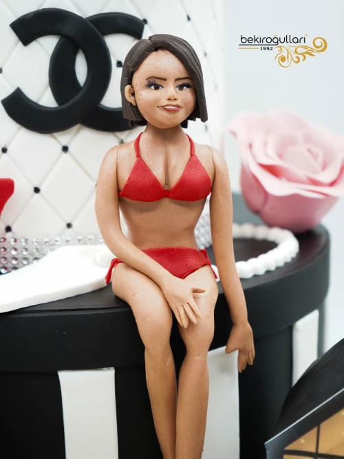 Chanel Tasarım Butik Pasta