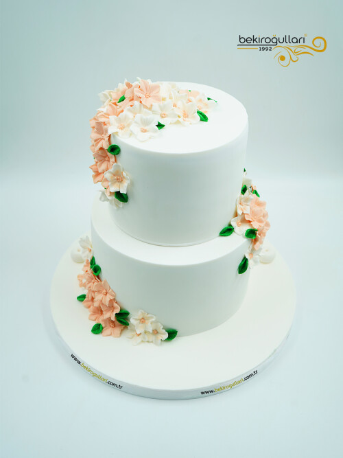Çiçek Detaylı Konsept Pastası