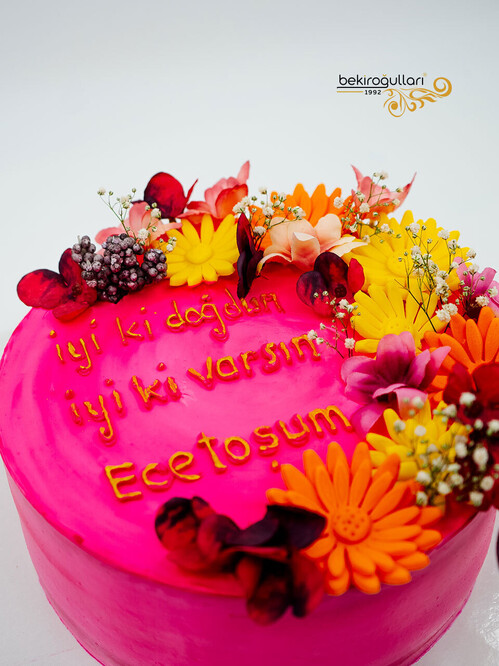 Çiçek Süslemeli Naked Pasta