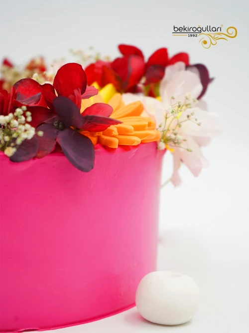 Çiçek Süslemeli Naked Pasta