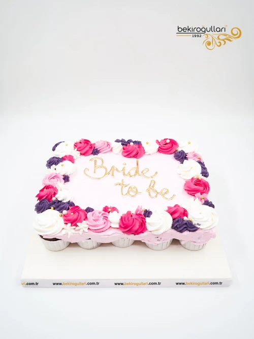Cupcakeli Tasarım Pasta
