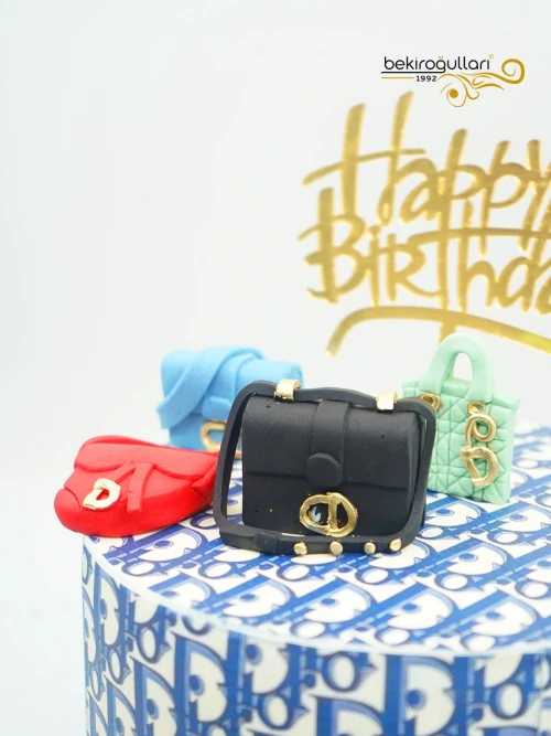 Dior Çanta Butik Pasta