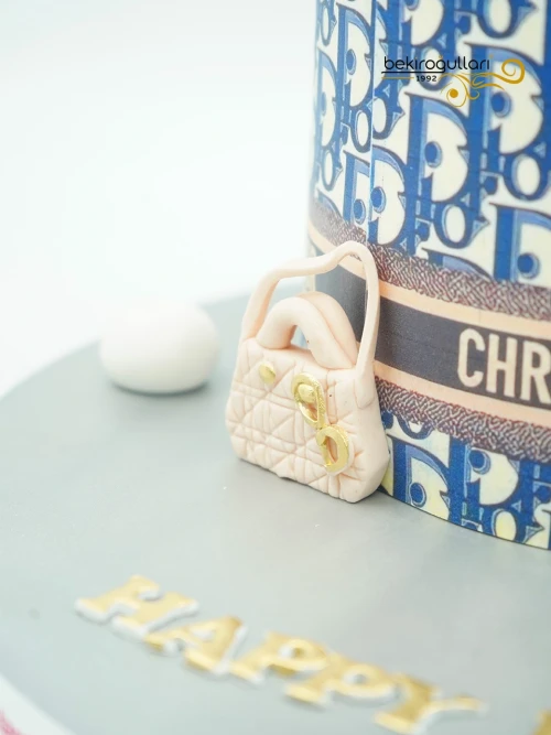 Dior Çanta Butik Pasta