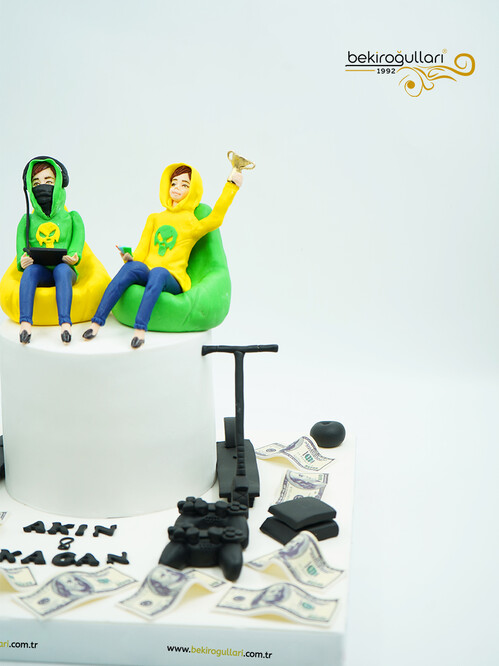 Erkek Çocuk Figür Pasta