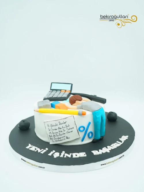 Erkek Figür Temalı Pasta