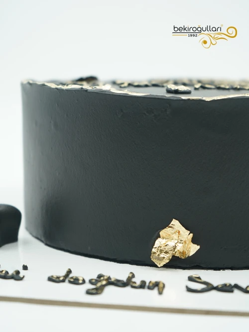 Gold Yazılı Naked Cake
