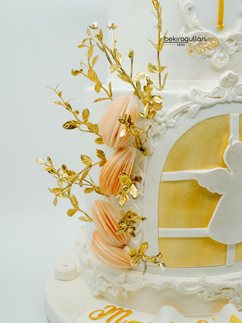 Haç İşaretli Tasarım Butik Pasta