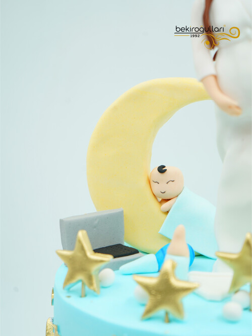 Hamile Kadın Butik Pasta