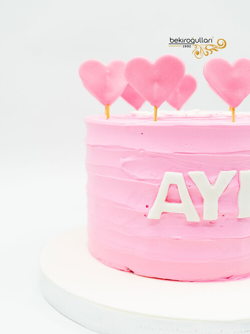 Kalp Detaylı Butik Pasta