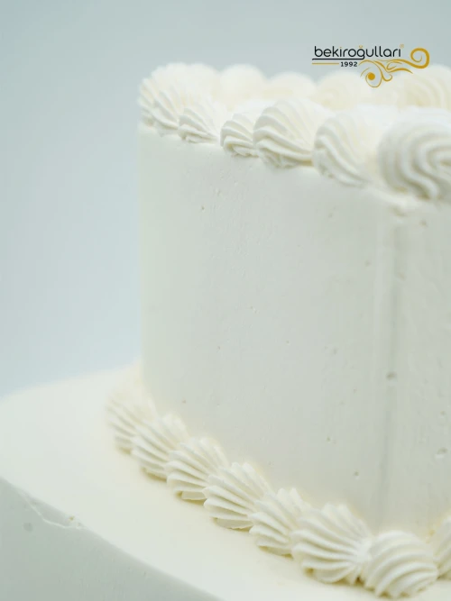 Kalp Detaylı Naked Pasta