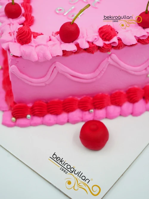 Kalp Model Pembe Naked Cake