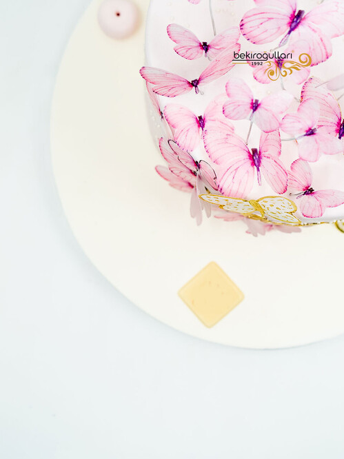 Kelebek Detaylı Butik Pasta