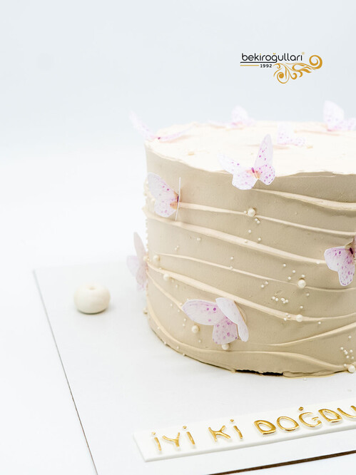 Kelebek Detaylı Naked Pasta