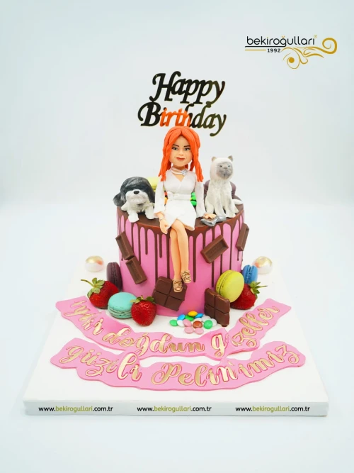 Kişisel Detaylı Kadın Figür Butik Pasta