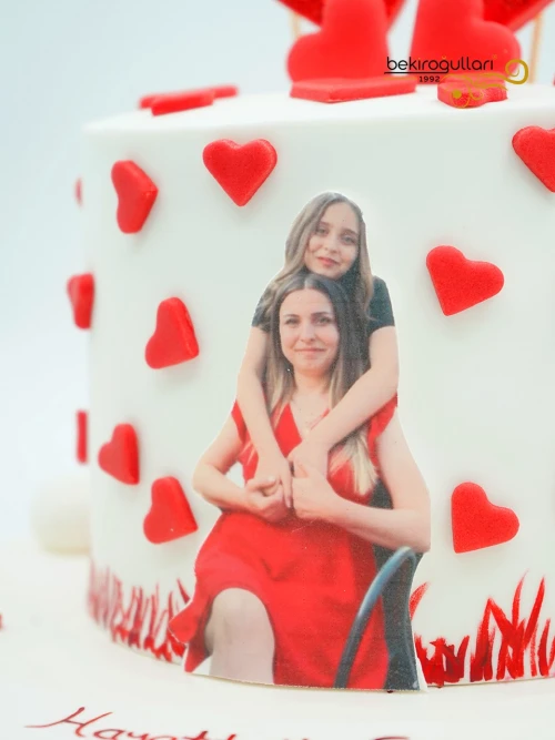 Kişisel Fotoğraf Detay Kalpli Butik Pasta