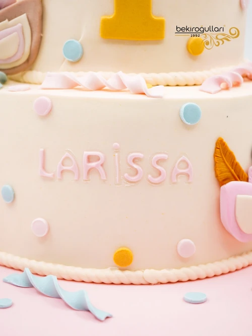 Kız Çocuk Figür Tasarım Butik Pasta