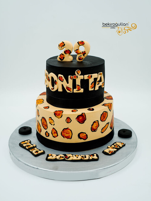 Leopar Desenli Butik Pasta