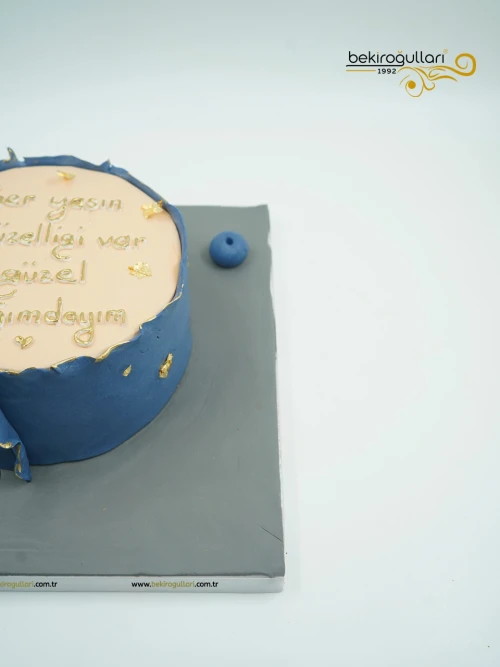 Makaron Süslemeli Butik Pasta