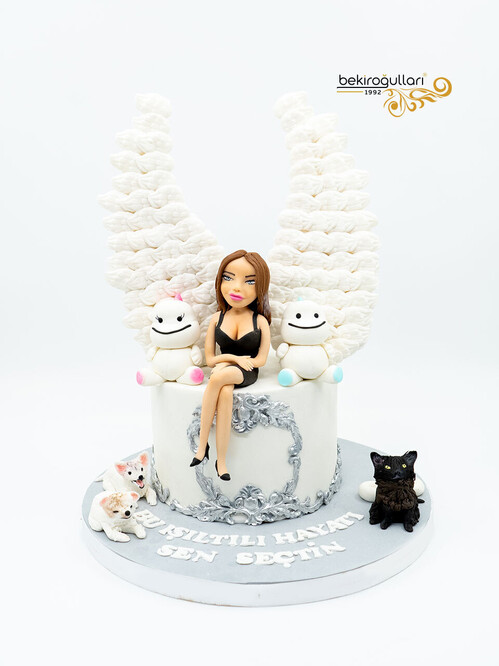 Melek Kanatlı Kadın Figür Pasta