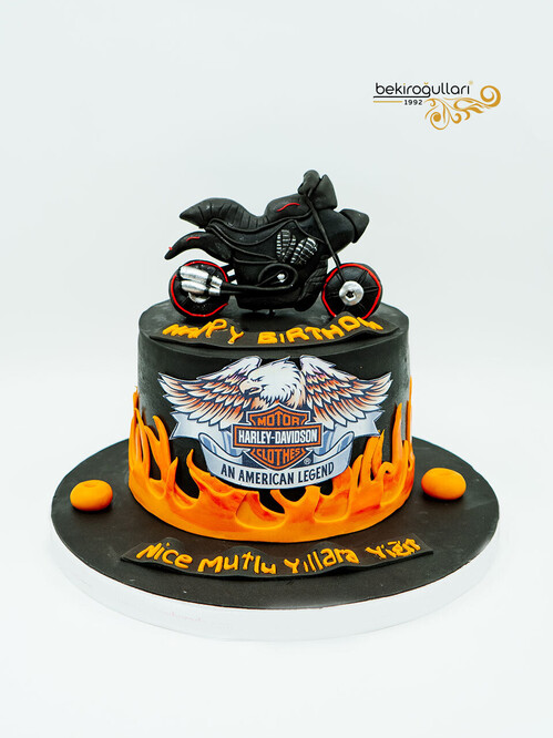 Motor Temalı Butik Pasta