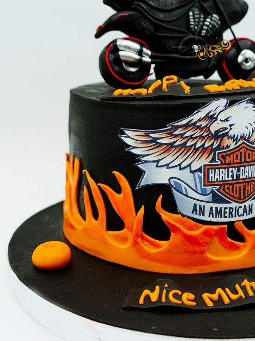 Motor Temalı Butik Pasta