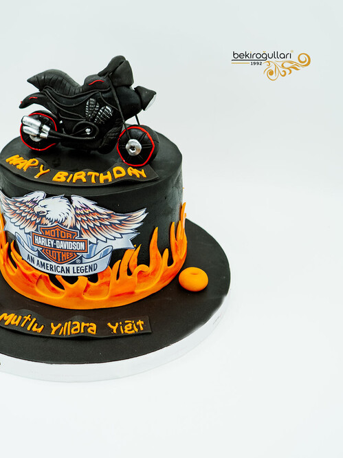 Motor Temalı Butik Pasta